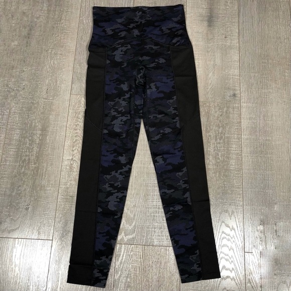 SPANX Legging High Waist Size Large Black Camo blue - Picture 1 of 5